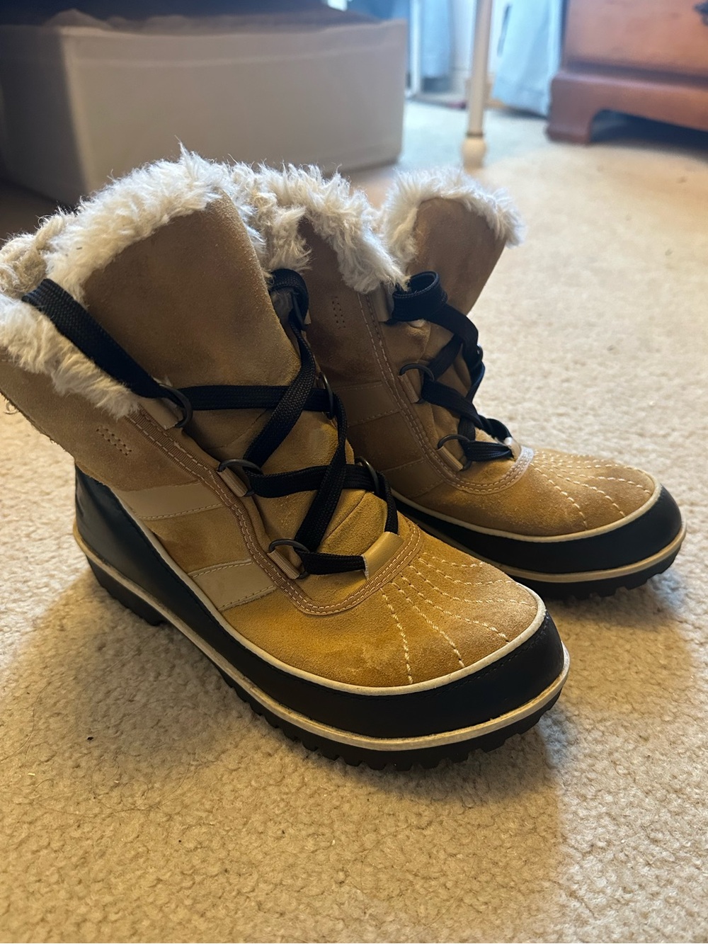 Women’s Sorel Tivoli II Fur Lined Boots